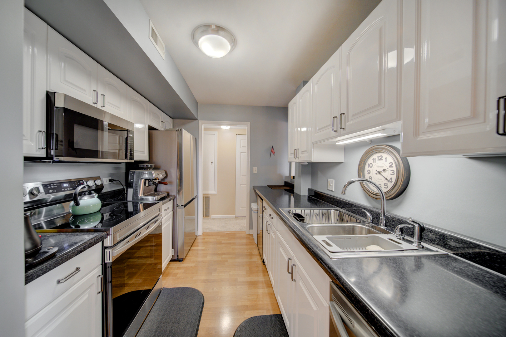 515 N Main Street #5F-S, Glen Ellyn, IL 60137
