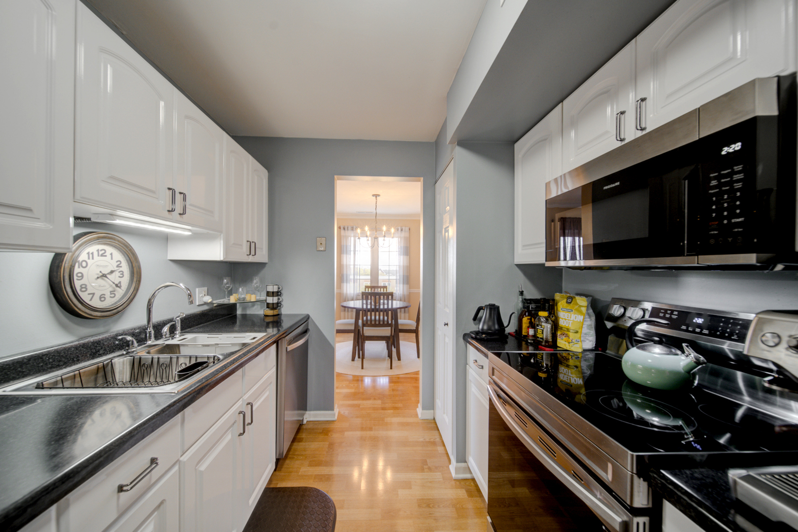 515 N Main Street #5F-S, Glen Ellyn, IL 60137