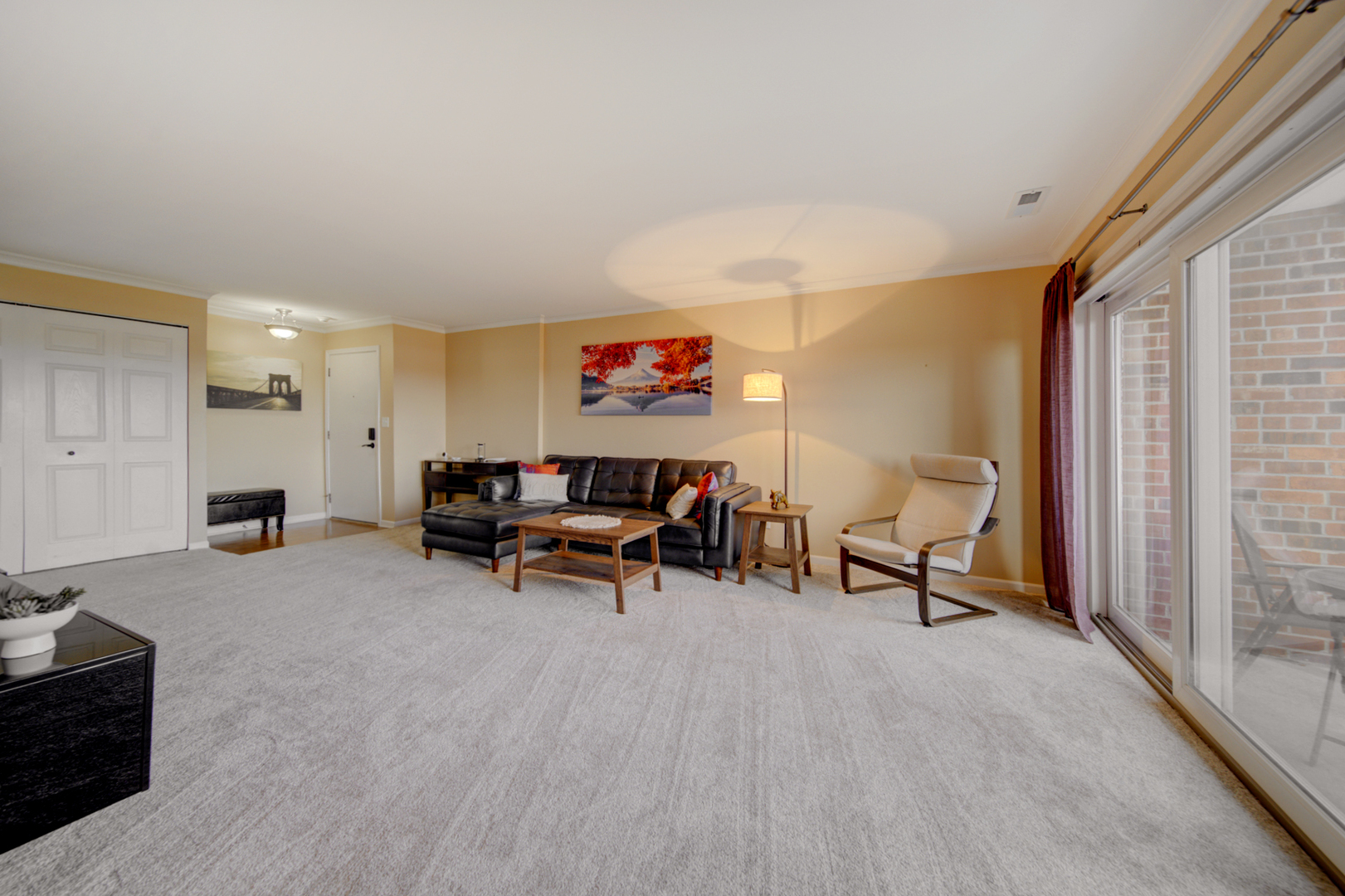 515 N Main Street #5F-S, Glen Ellyn, IL 60137
