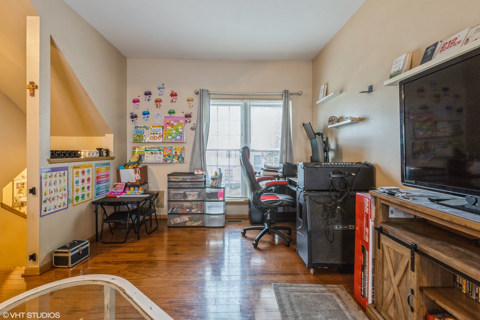 1855 Grandview Place, Montgomery, IL 60538