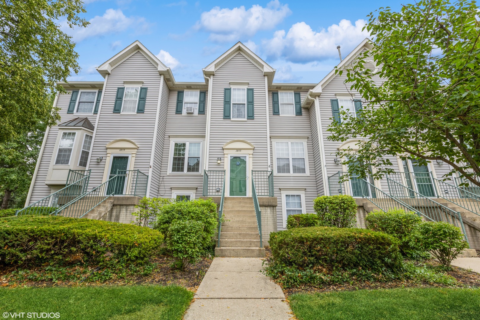 1855 Grandview Place, Montgomery, IL 60538