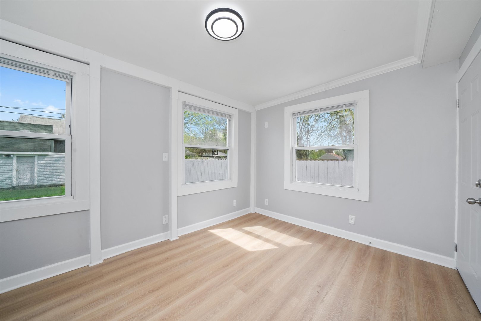 500 Engle Street, Dolton, IL 60419