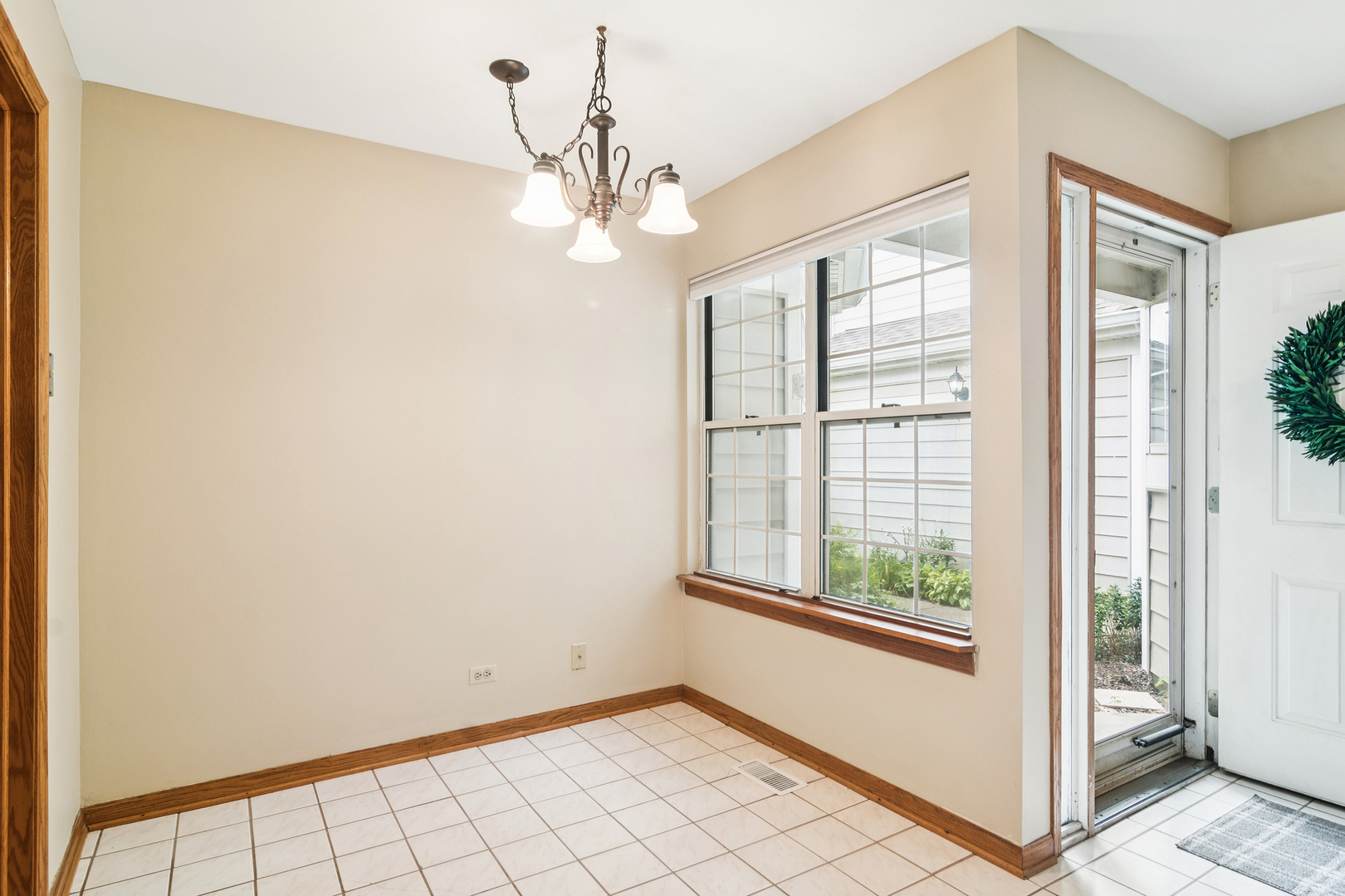 128 Woodstone Drive, Buffalo Grove, IL 60089