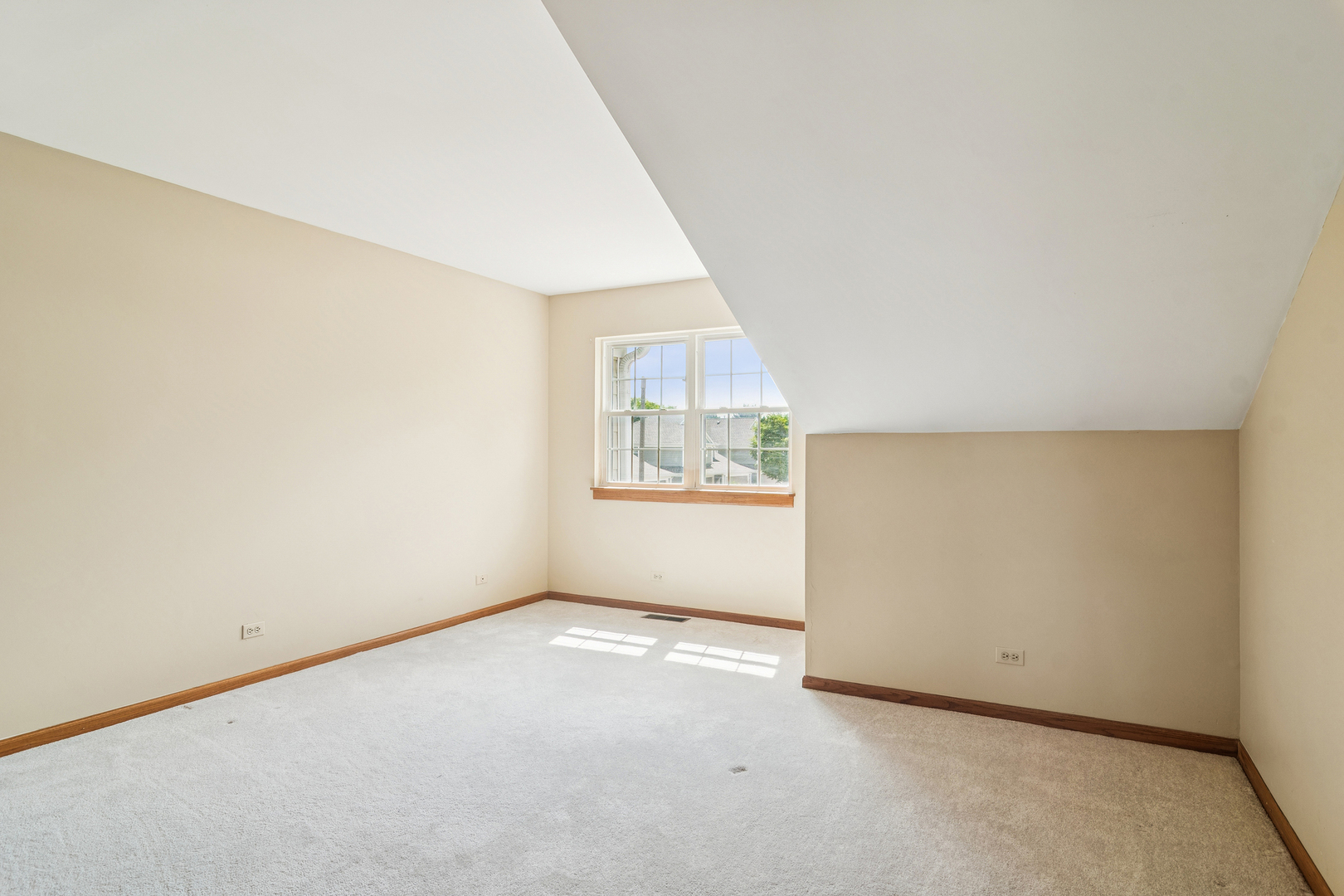 128 Woodstone Drive, Buffalo Grove, IL 60089