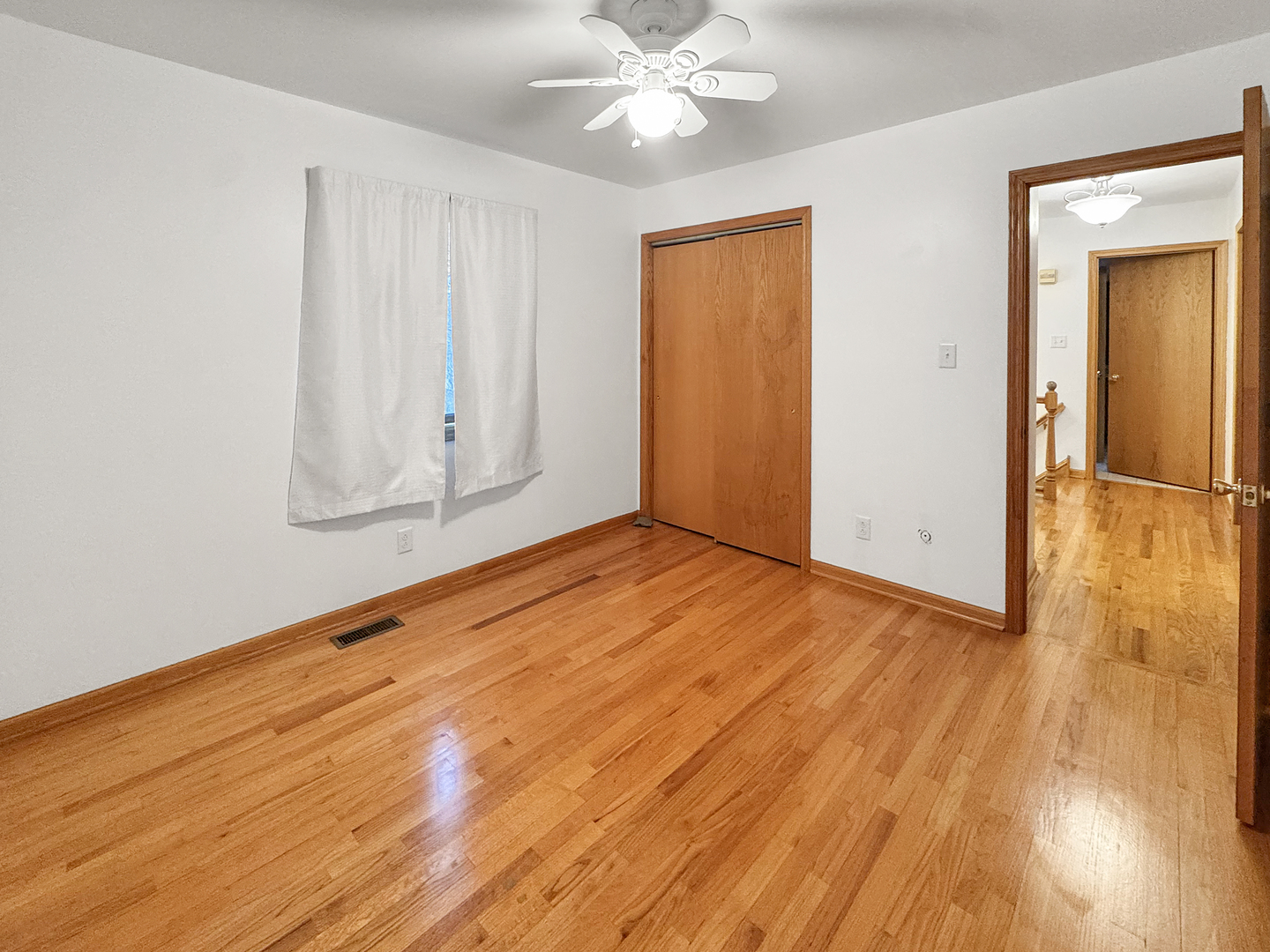 1105 Summit Drive, Lockport, IL 60441