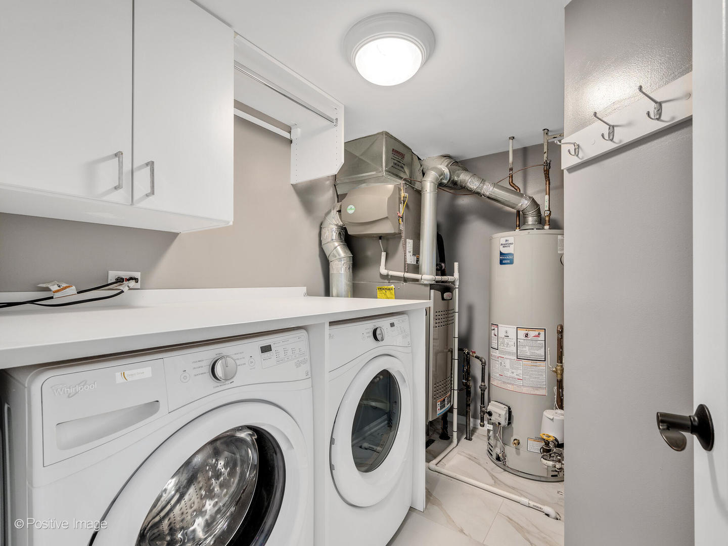 296 LORRAINE Circle, Bloomingdale, IL 60108