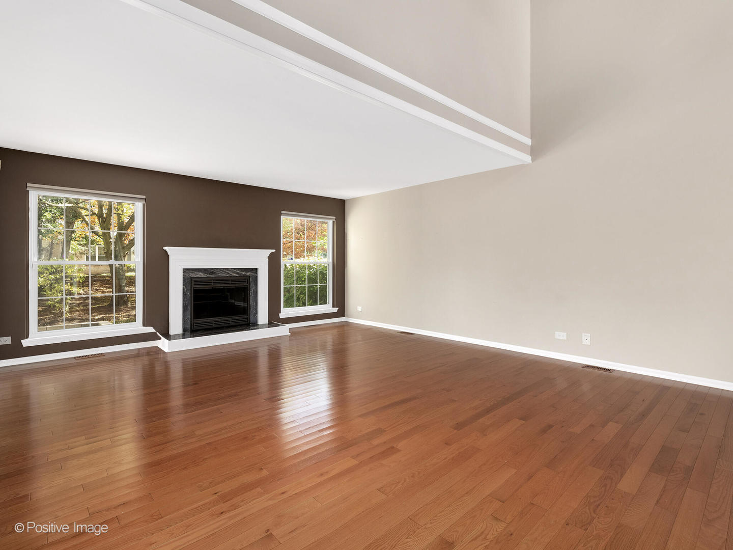 296 LORRAINE Circle, Bloomingdale, IL 60108