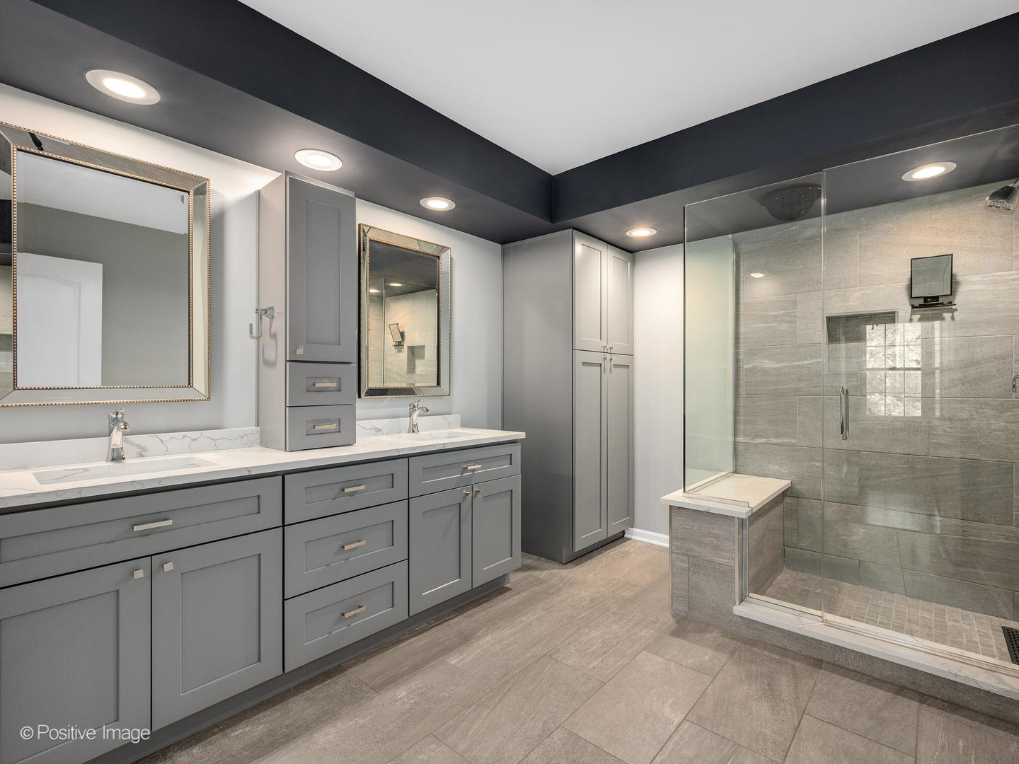 296 LORRAINE Circle, Bloomingdale, IL 60108