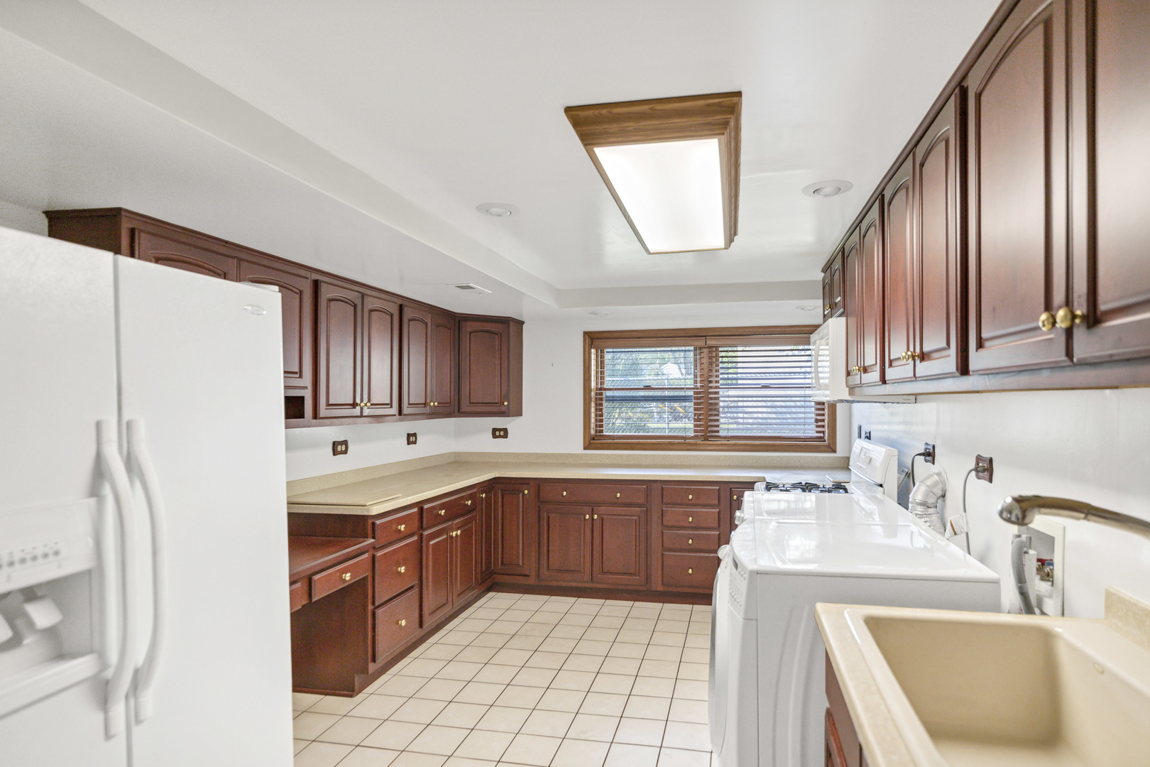 1306 E Best Drive, Arlington Heights, IL 60004