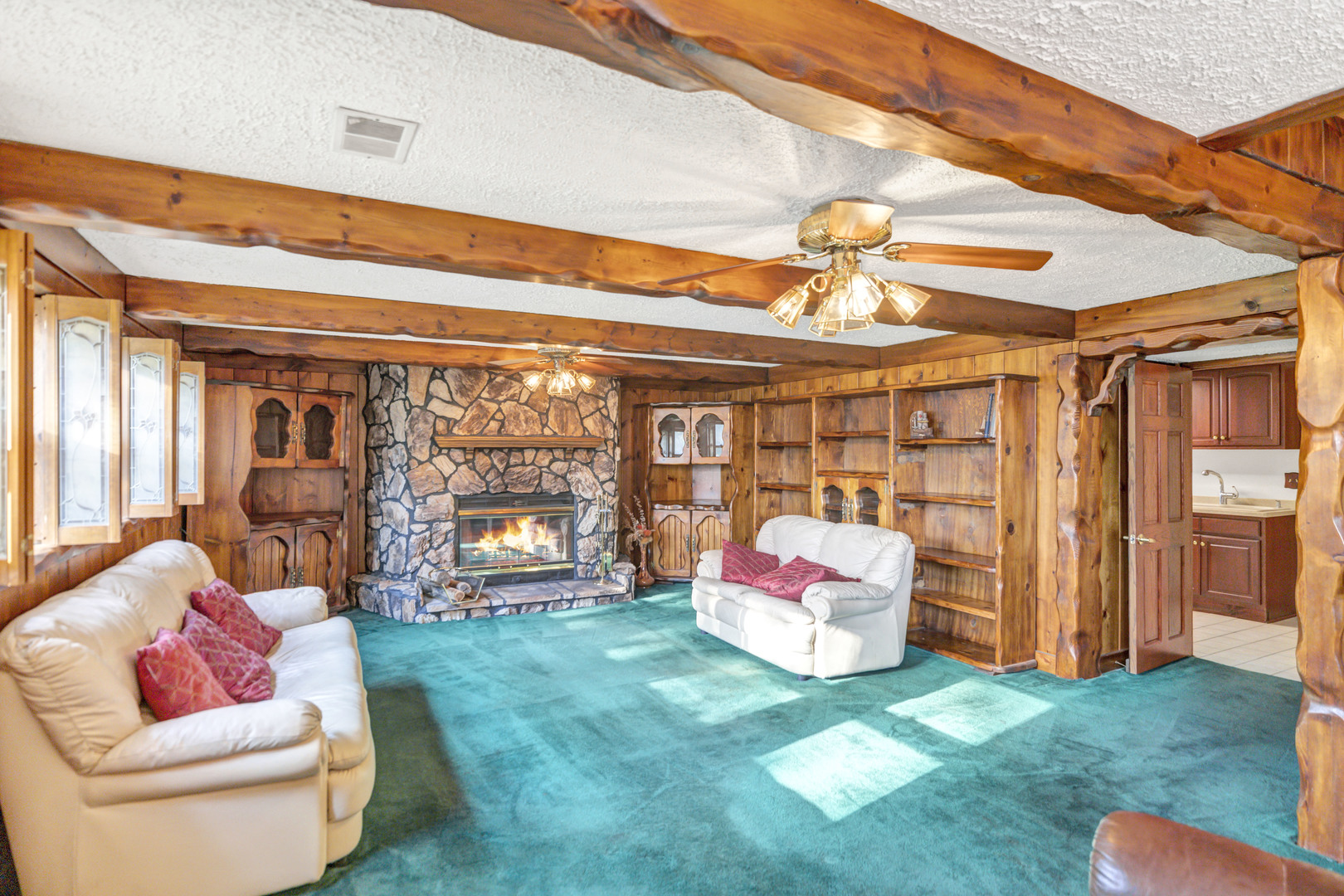 1306 E Best Drive, Arlington Heights, IL 60004