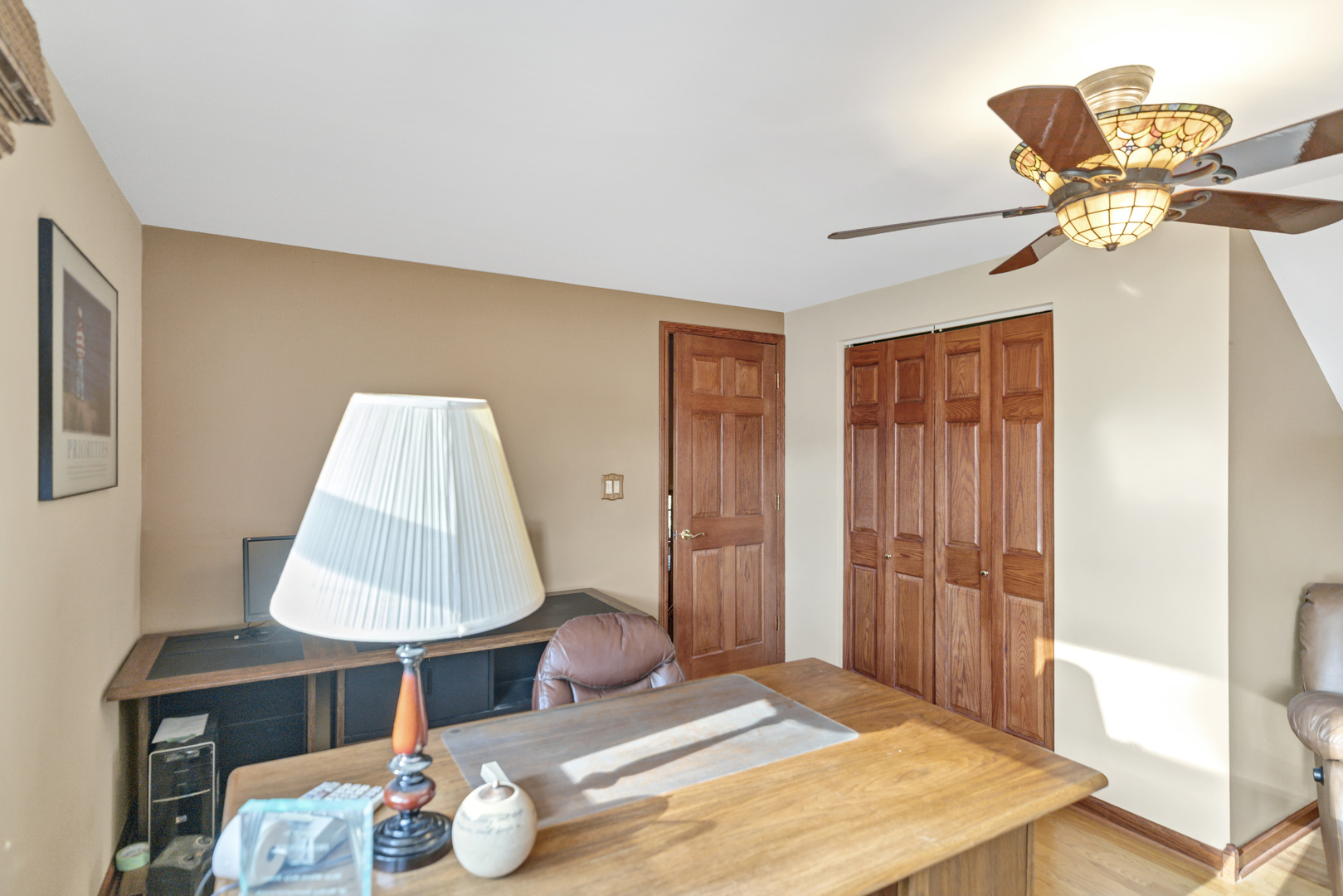 1306 E Best Drive, Arlington Heights, IL 60004