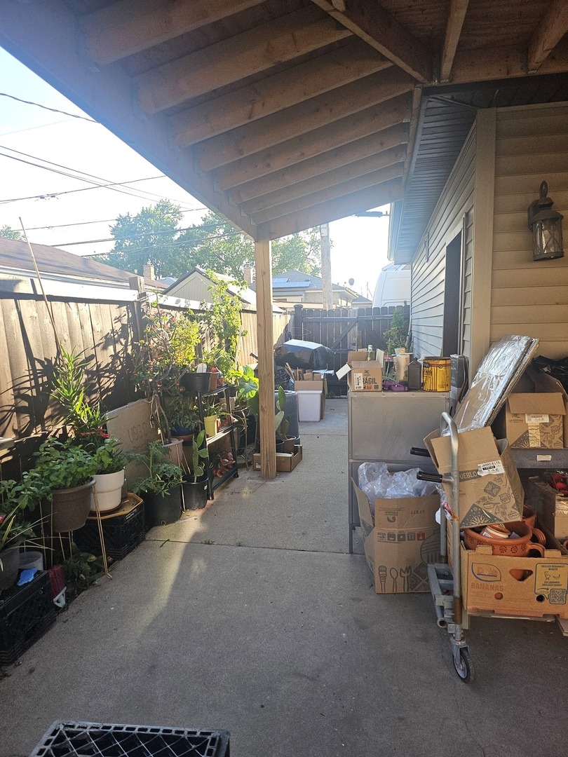 1832 N 23rd Avenue, Melrose Park, IL 60160