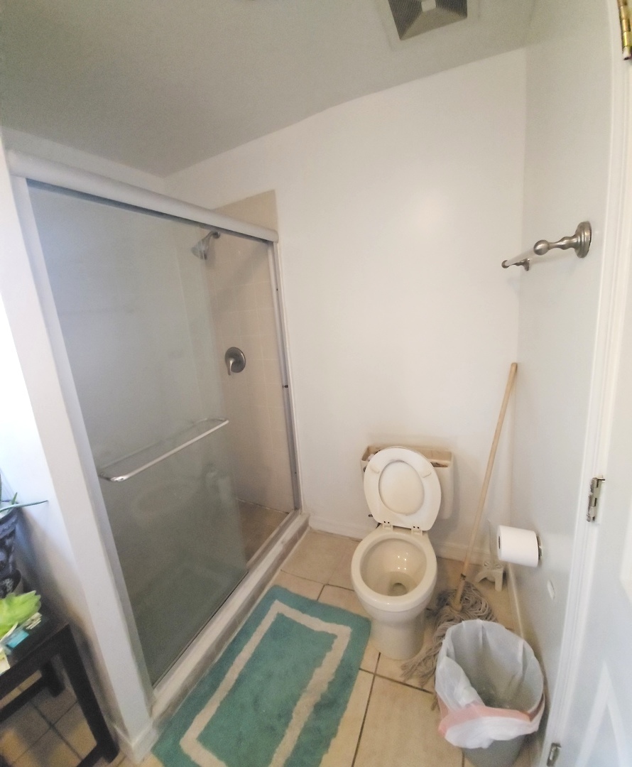 1832 N 23rd Avenue, Melrose Park, IL 60160