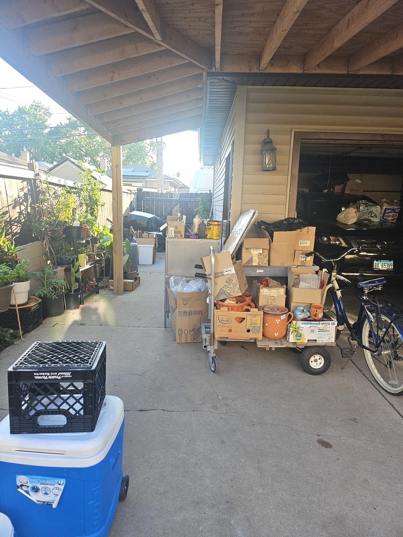 1832 N 23rd Avenue, Melrose Park, IL 60160