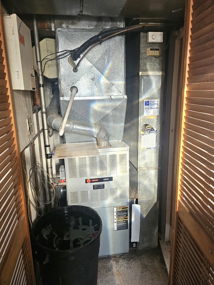 1832 N 23rd Avenue, Melrose Park, IL 60160