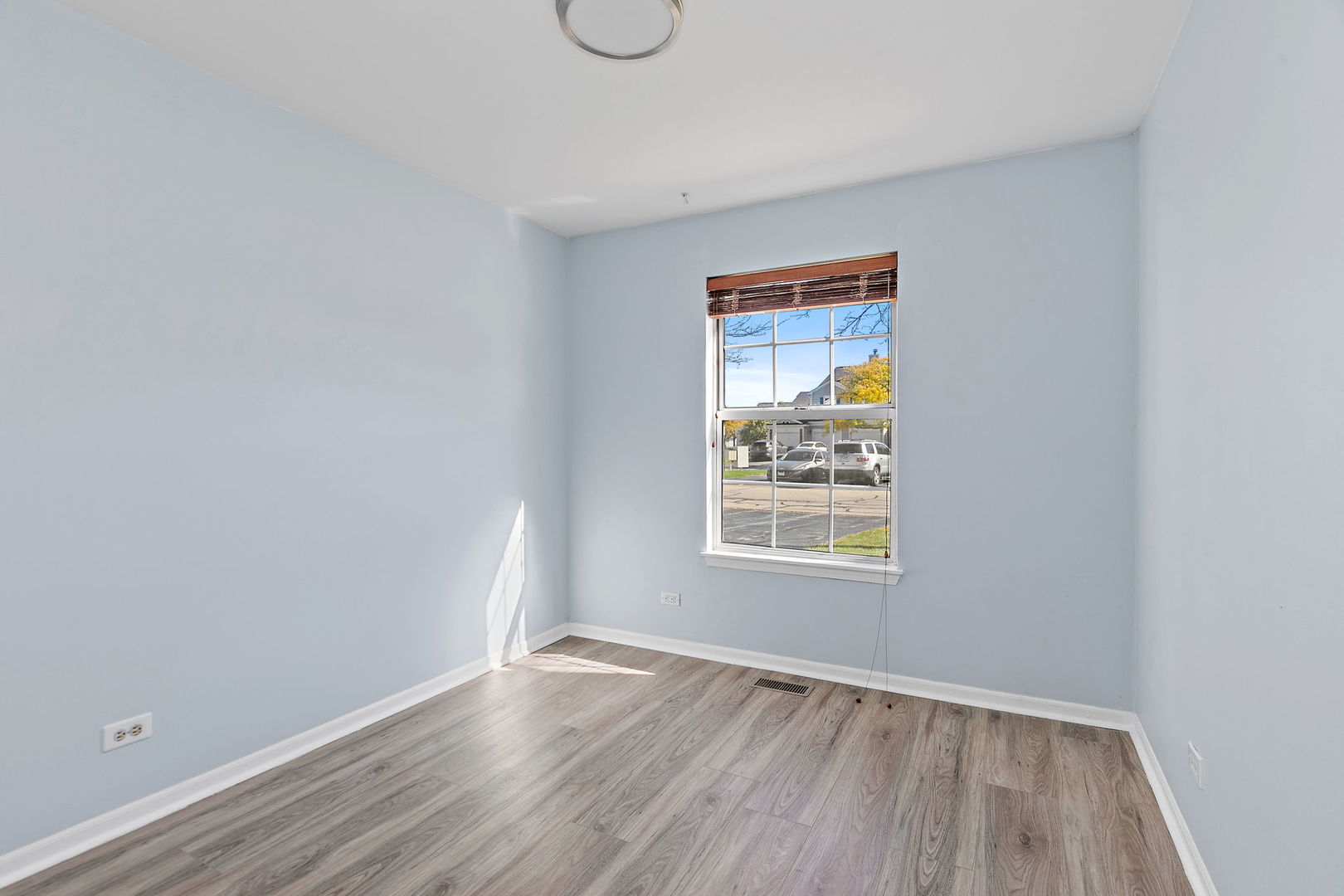 8 Taft Court #A, Streamwood, IL 60107