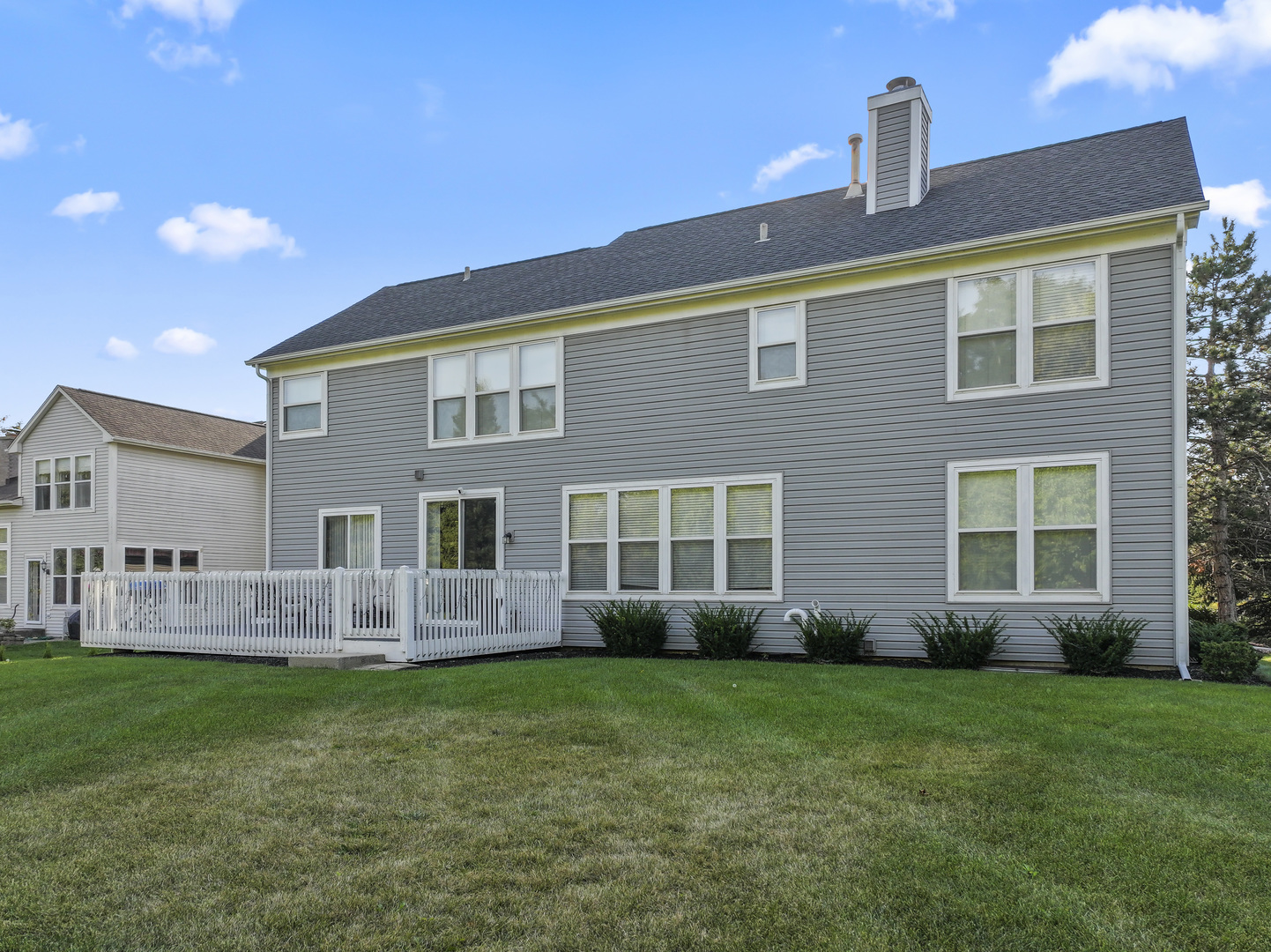 601 Woods Creek Lane, Algonquin, IL 60102