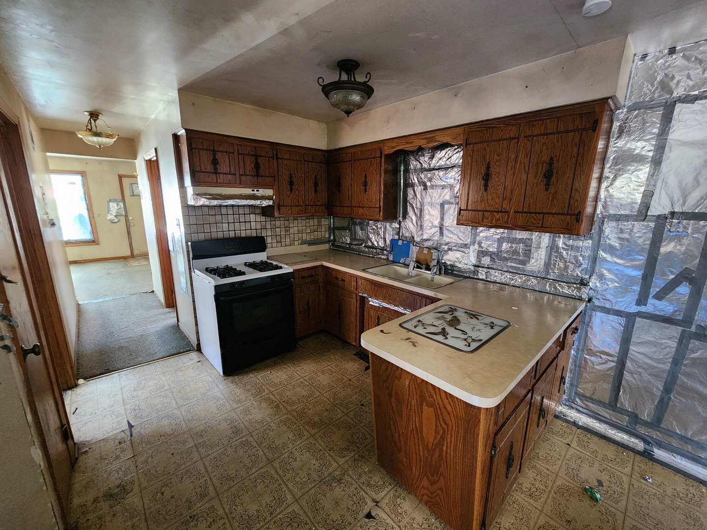 3905 W 71st Street, Chicago, IL 60629