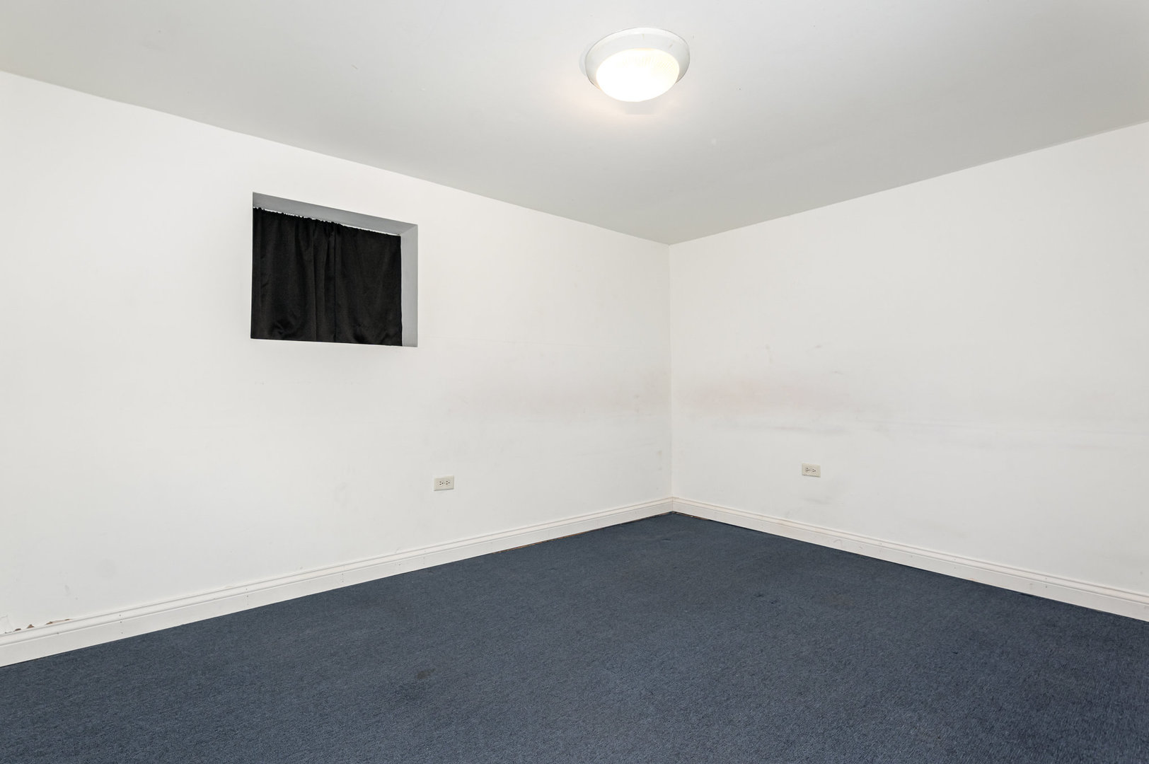 2113 N Avers Avenue, Chicago, IL 60647