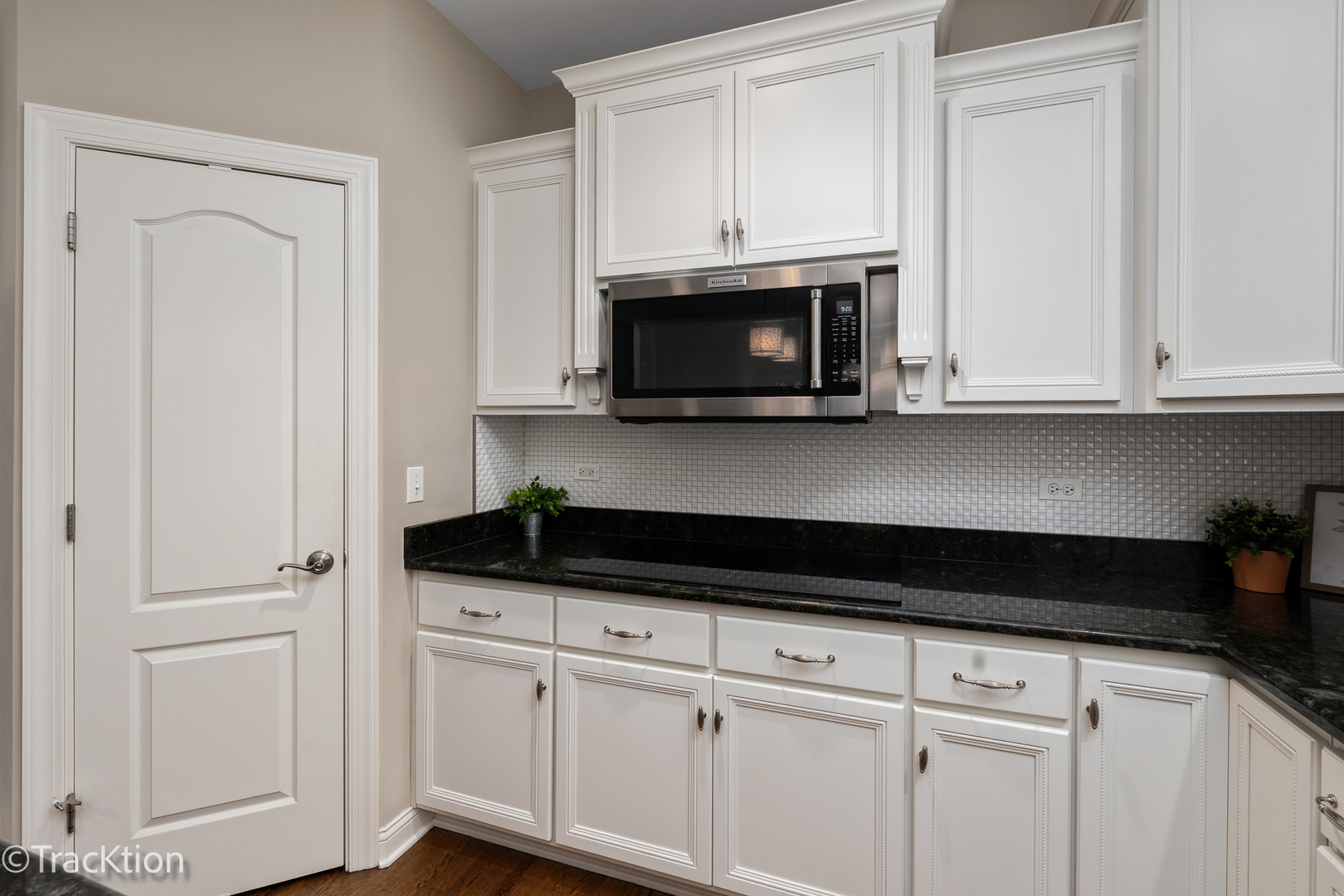 4403 Fairview Avenue, Downers Grove, IL 60515