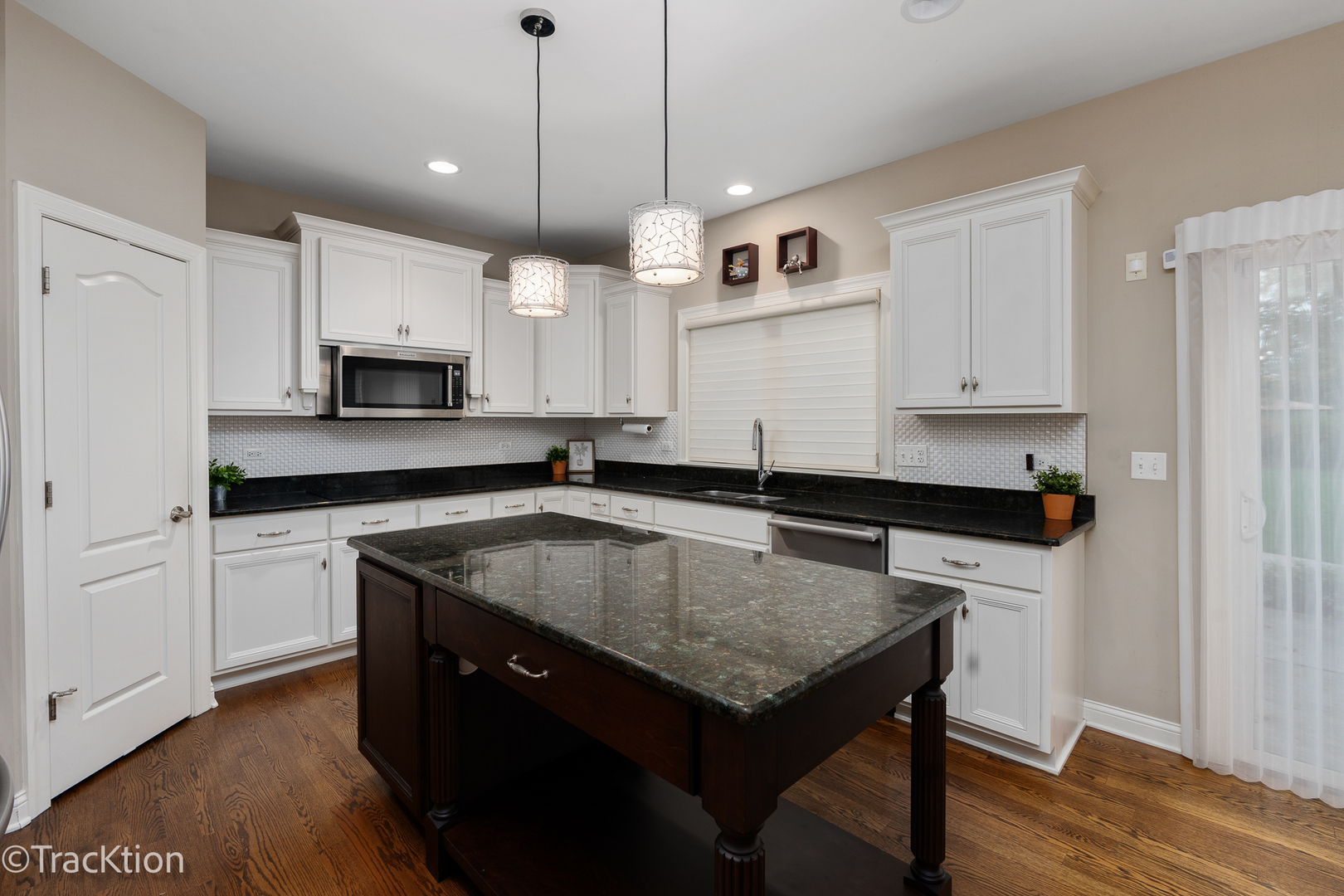 4403 Fairview Avenue, Downers Grove, IL 60515