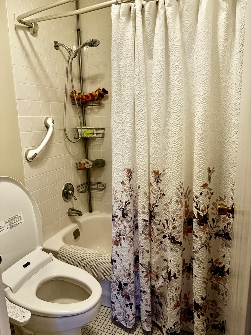1275 E Baldwin Lane #408, Palatine, IL 60074