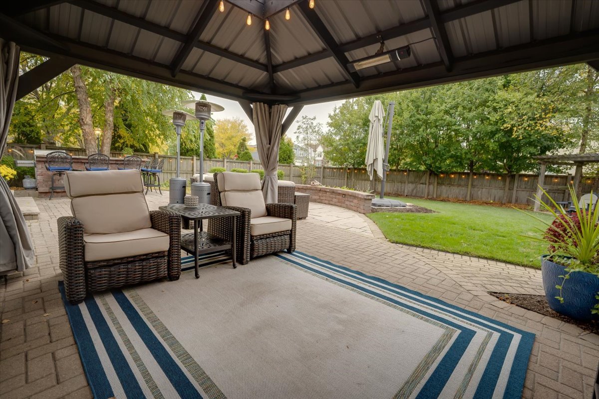 2459 Emerson Lane, Naperville, IL 60540