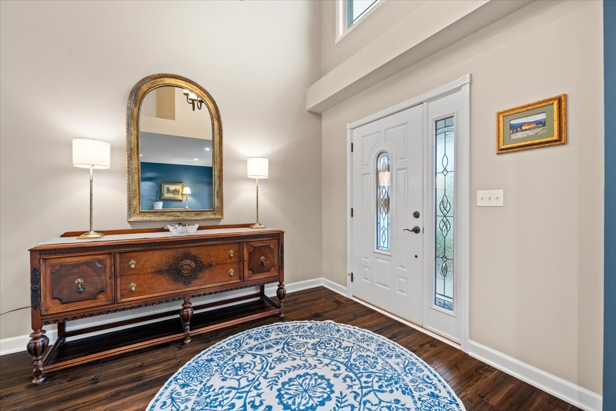 2459 Emerson Lane, Naperville, IL 60540