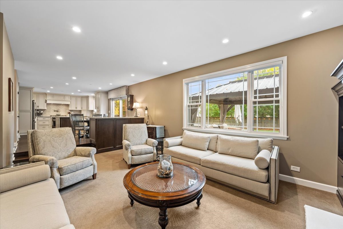 2459 Emerson Lane, Naperville, IL 60540