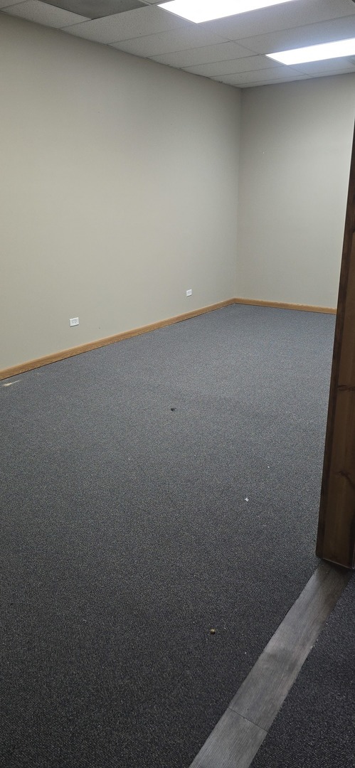 4410 Il Route 176 Highway #7, Crystal Lake, IL 60014