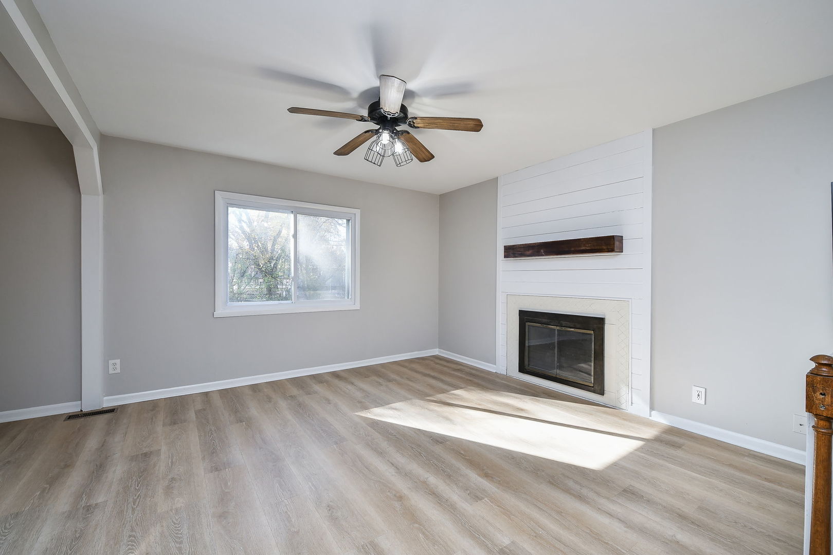 1008 Brentwood Place, Geneva, IL 60134