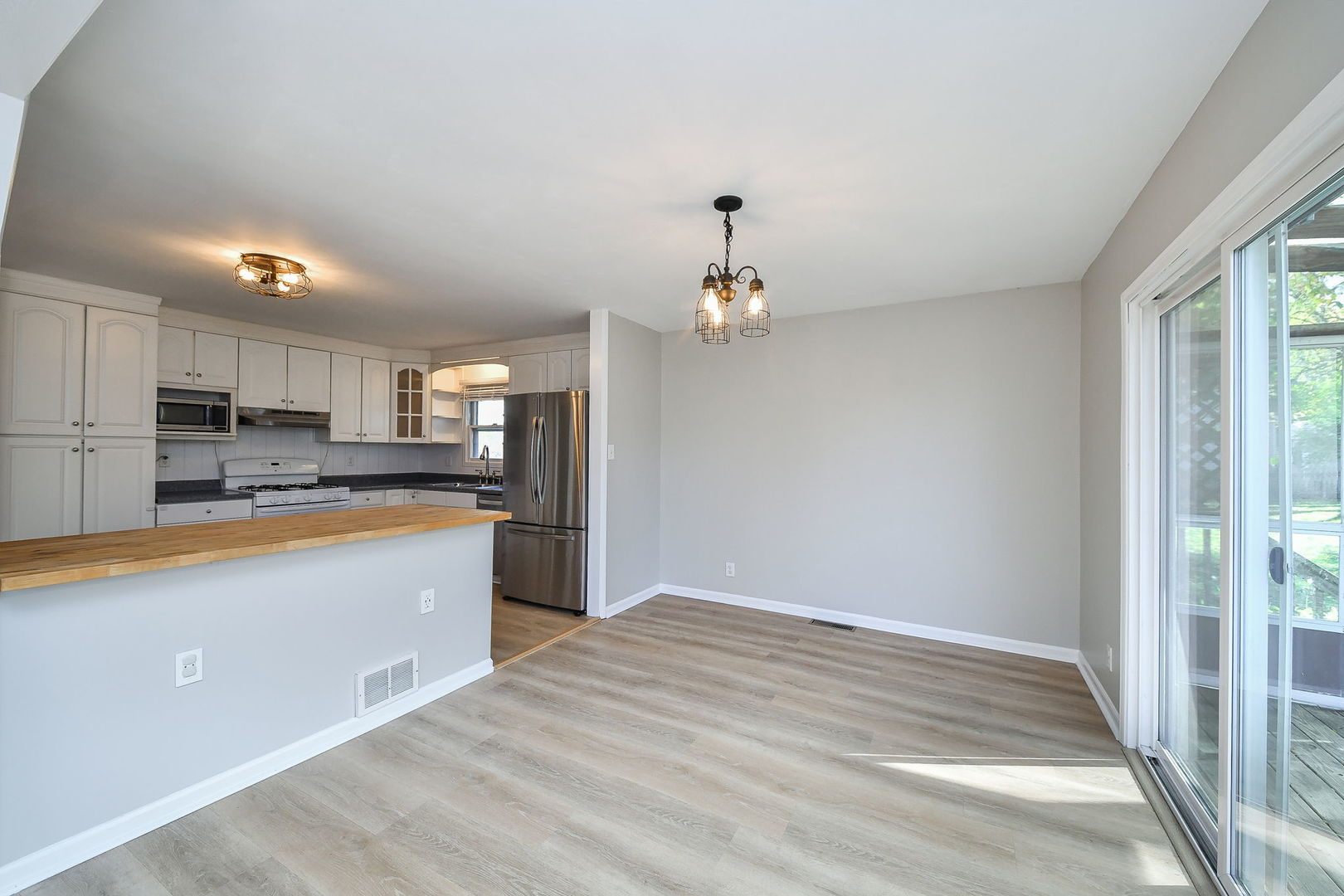 1008 Brentwood Place, Geneva, IL 60134