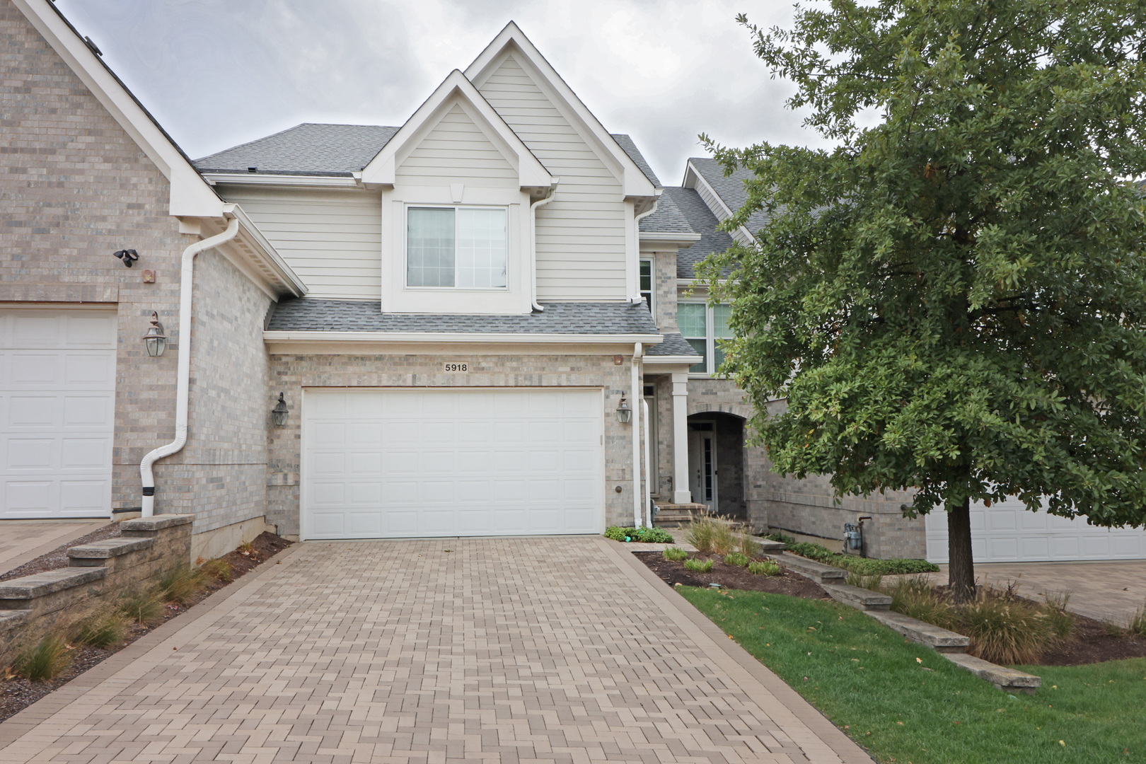 5918 Flagg Creek Lane, Western Springs, IL 60558