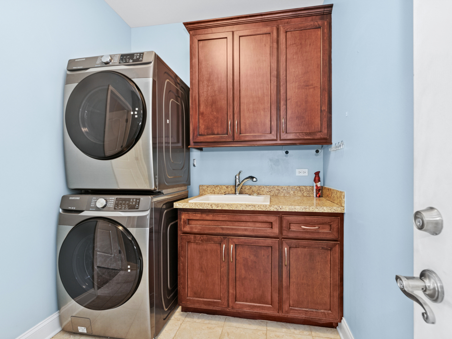 13828 W Crescenzo Drive, Manhattan, IL 60442