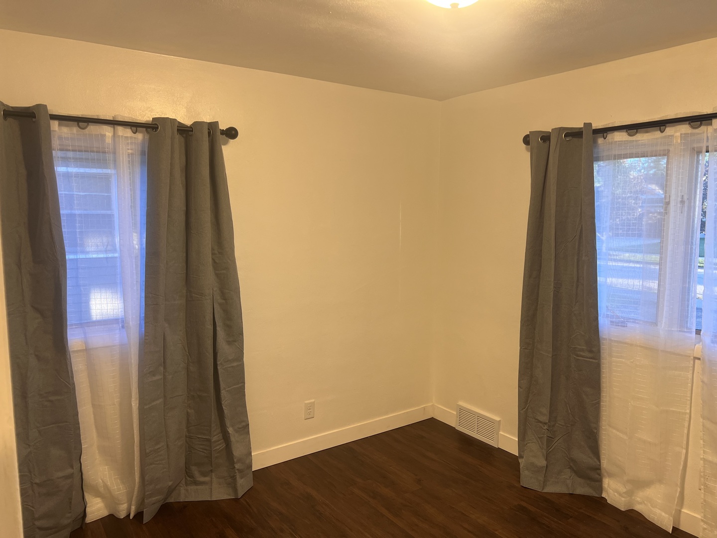 738 South Street, Lockport, IL 60441