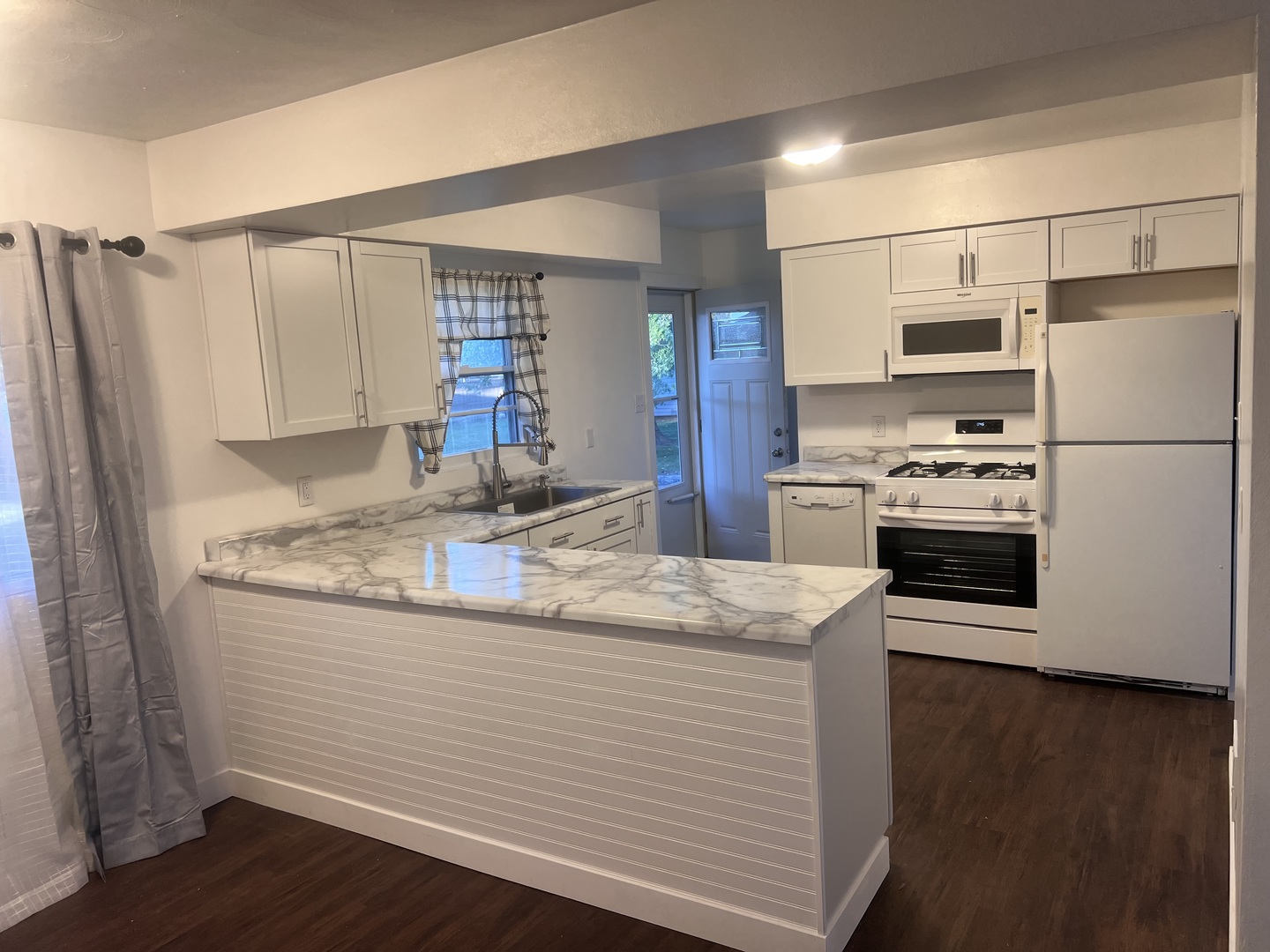 738 South Street, Lockport, IL 60441