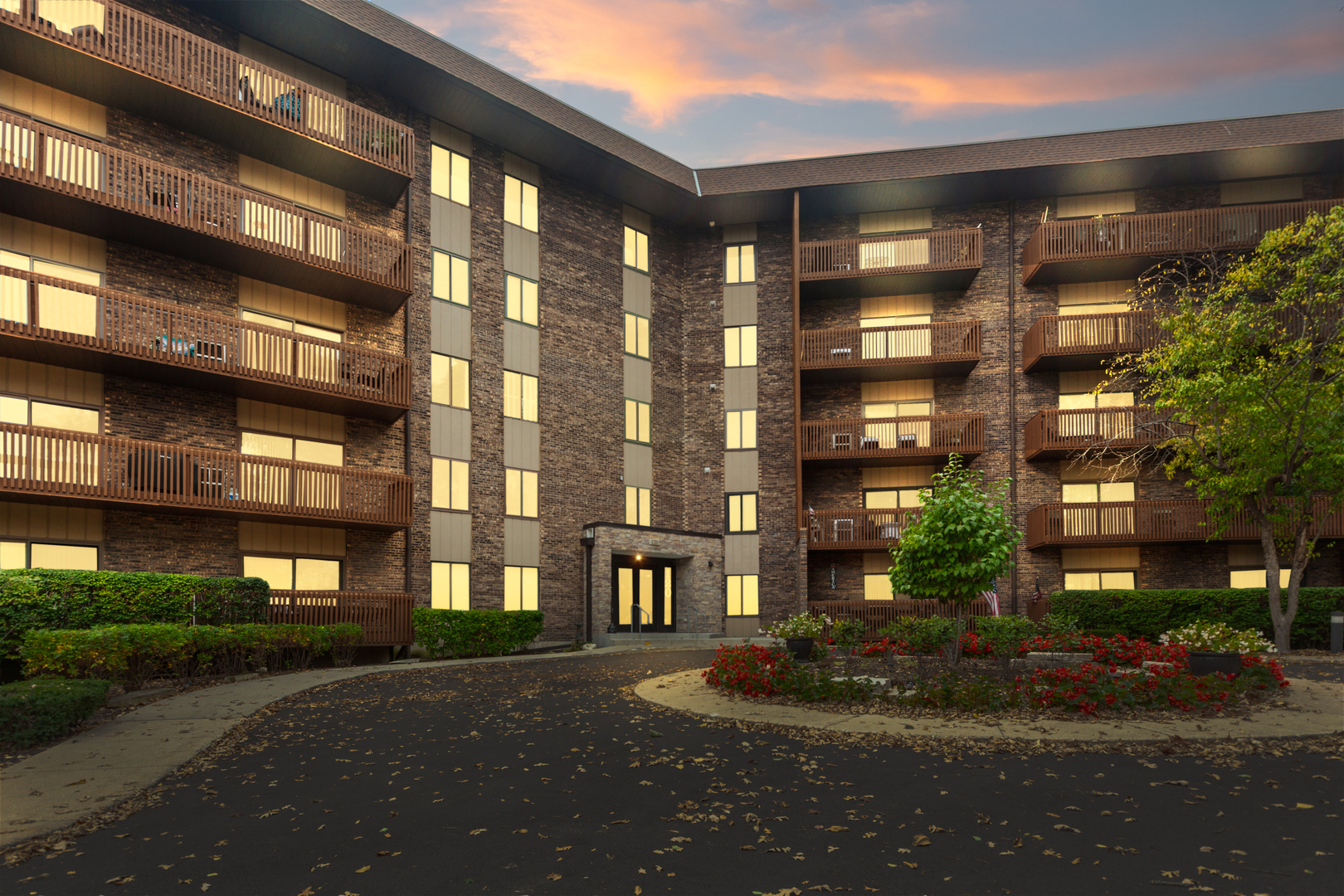 120 Lakeview Drive #514, Bloomingdale, IL 60108