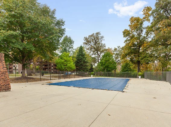 120 Lakeview Drive #514, Bloomingdale, IL 60108