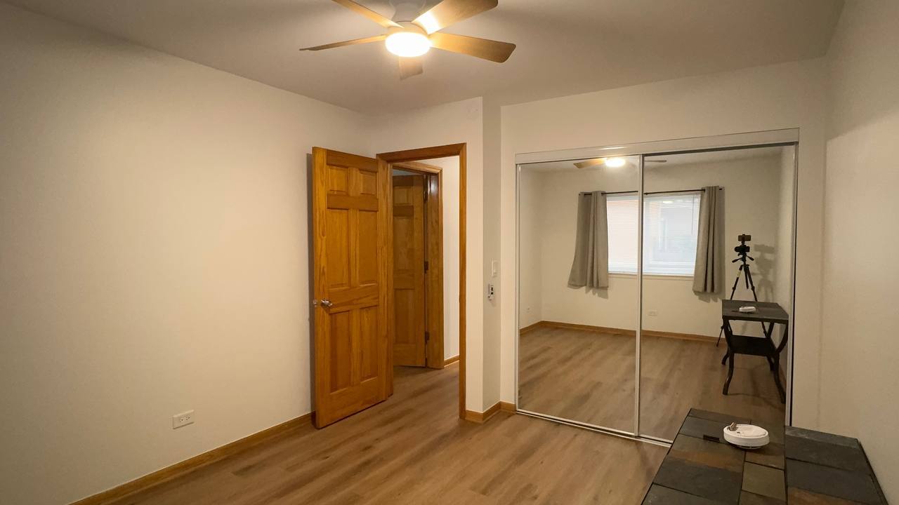 1650 Mill Street #206, Des Plaines, IL 60016