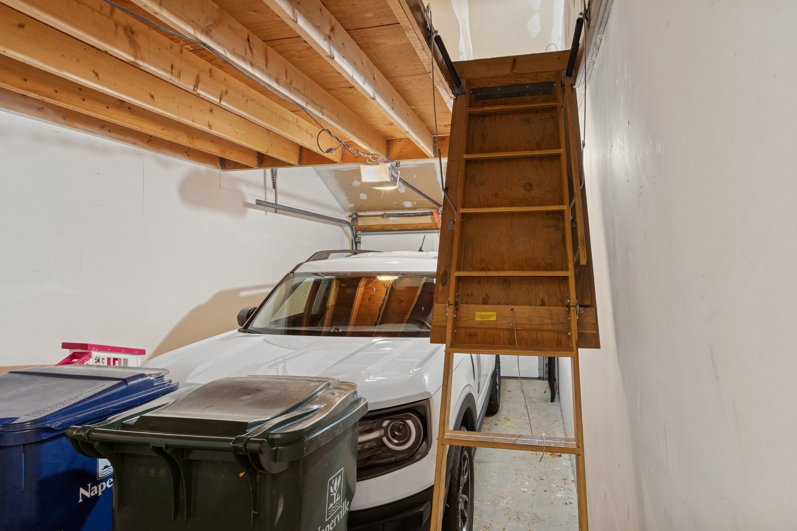 91 Midhurst Court #102A, Naperville, IL 60565