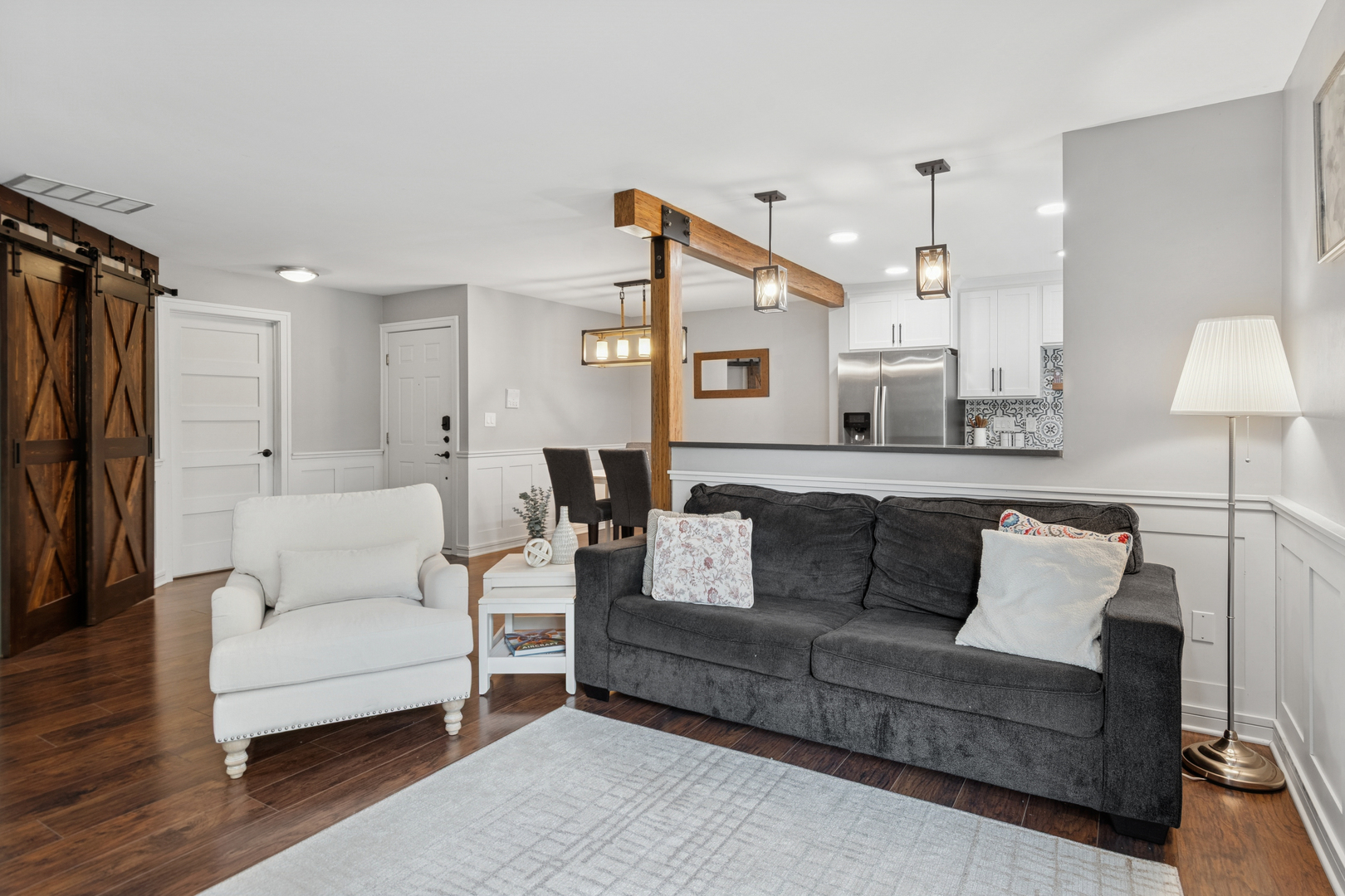 91 Midhurst Court #102A, Naperville, IL 60565