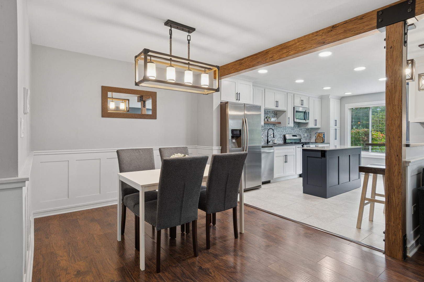 91 Midhurst Court #102A, Naperville, IL 60565