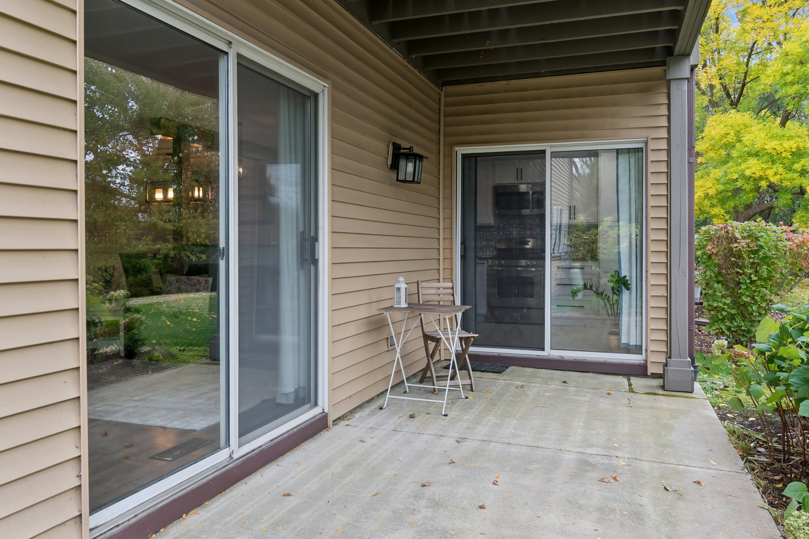 91 Midhurst Court #102A, Naperville, IL 60565