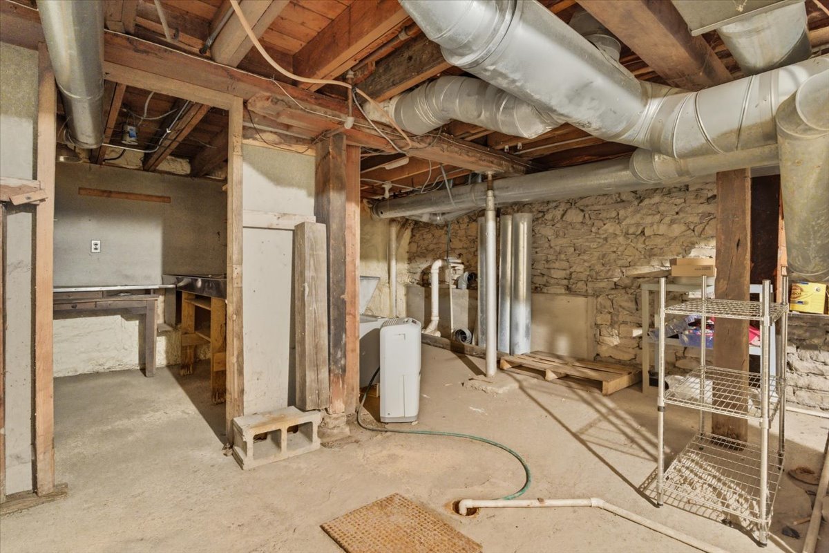 69 E Grand Avenue, Lake Villa, IL 60046