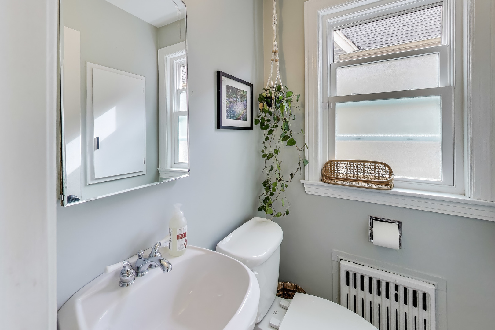 6132 N Naper Avenue, Chicago, IL 60631