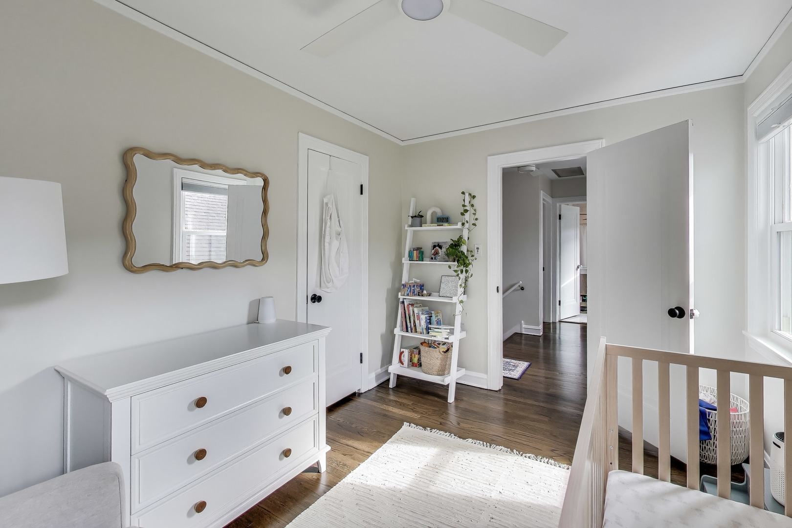 6132 N Naper Avenue, Chicago, IL 60631