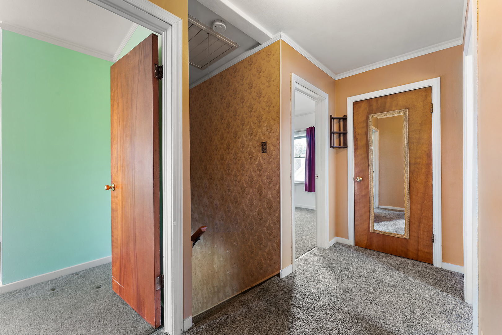 9146 S Spaulding Avenue, Evergreen Park, IL 60805