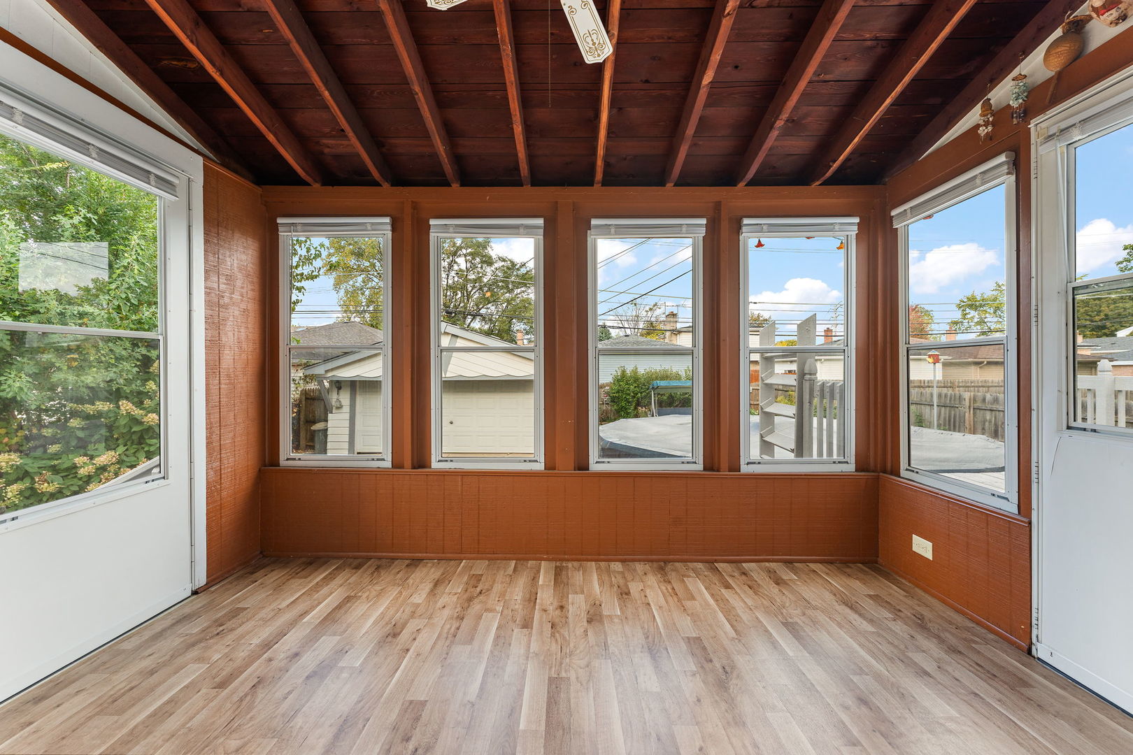 9146 S Spaulding Avenue, Evergreen Park, IL 60805