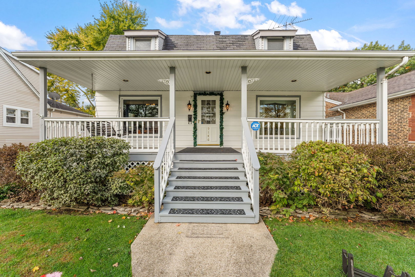 9146 S Spaulding Avenue, Evergreen Park, IL 60805