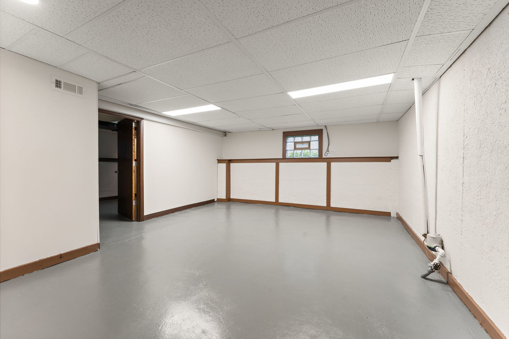 9146 S Spaulding Avenue, Evergreen Park, IL 60805